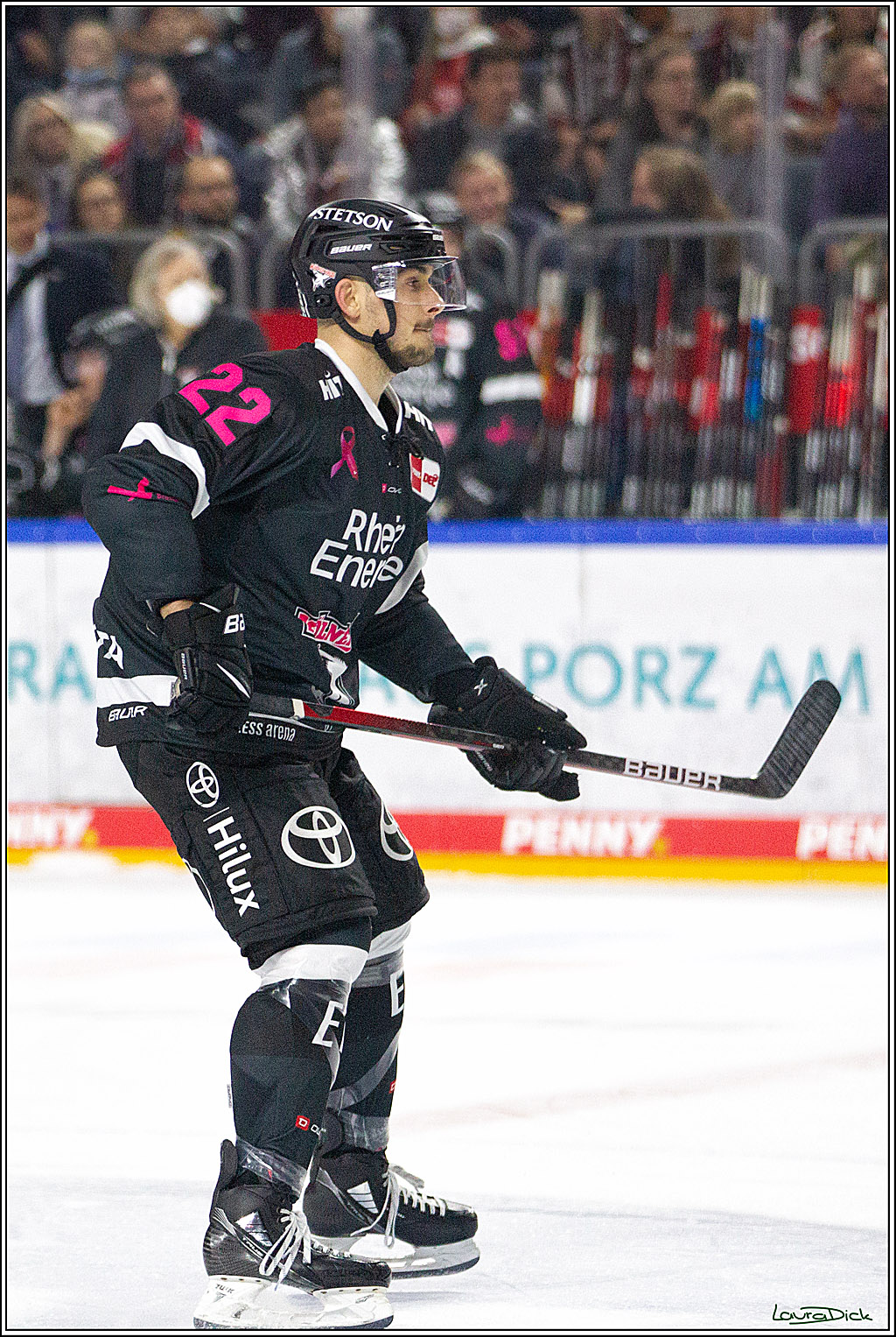 PENNY DEL;  Koelner Haie - Schwenninger Wild Wings; Koeln, 08.10.2021